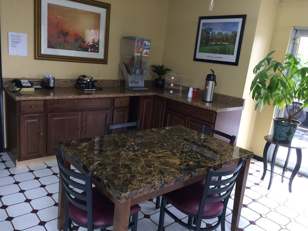 Knights Inn Augusta Fort Gordon Экстерьер фото